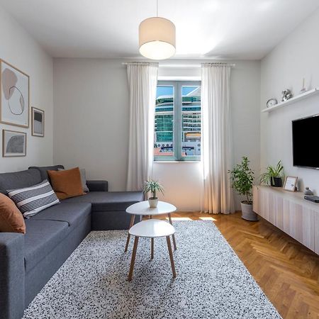 51 Street Apartment Dubrovnik Bagian luar foto