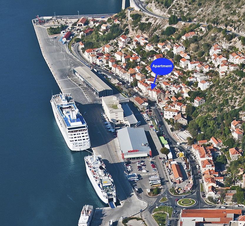51 Street Apartment Dubrovnik Bagian luar foto